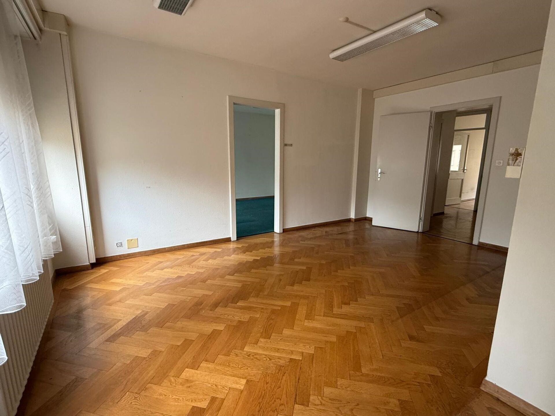 Bureau de 116 m2 à louer à côté de la gare, Place de la Gare, 1003 Lausanne, Vaud, CH