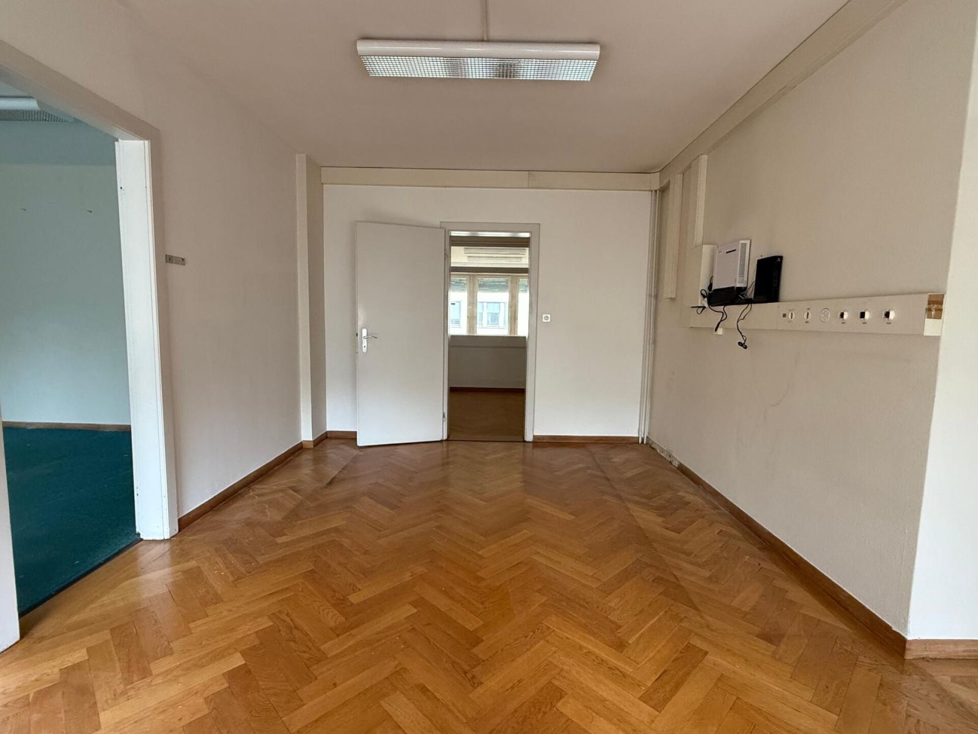 Bureau de 116 m2 à louer à côté de la gare, Place de la Gare, 1003 Lausanne, Vaud, CH