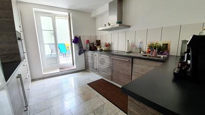 RENDIMENTO LOCATIVO DI NEGOZI E ABITAZIONI, Sur demande, 2610 St-Imier, Ticino, CH