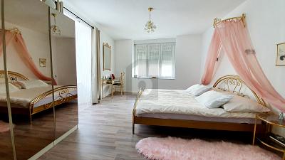 RENDIMENTO LOCATIVO DI NEGOZI E ABITAZIONI, Sur demande, 2610 St-Imier, Ticino, CH