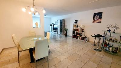 RENDIMENTO LOCATIVO DI NEGOZI E ABITAZIONI, Sur demande, 2610 St-Imier, Ticino, CH
