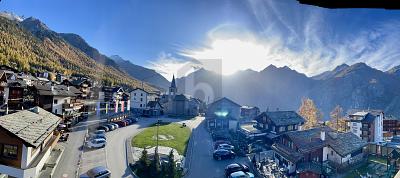 IN POSIZIONE ECCELLENTE, CON WELLNESS, Auf Anfrage, 3925 Grächen, Ticino, CH