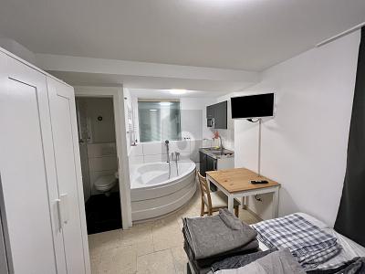 Hôtel comme investissement avec potentiel de développement, Auf Anfrage, 6314 Neuägeri, Ticino, CH