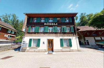 Hôtel comme investissement avec potentiel de développement, Auf Anfrage, 6314 Neuägeri, Ticino, CH