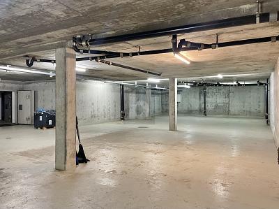 PLENTY OF SPACE IN A CENTRAL LOCATION, Auf Anfrage, 4414 Füllinsdorf, Ticino, CH