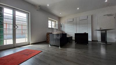 IDEAL LOCATION WITH MANY USES, Auf Anfrage, 5275 Etzgen, Ticino, CH