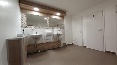 IDEAL LOCATION WITH MANY USES, Auf Anfrage, 5275 Etzgen, Ticino, CH