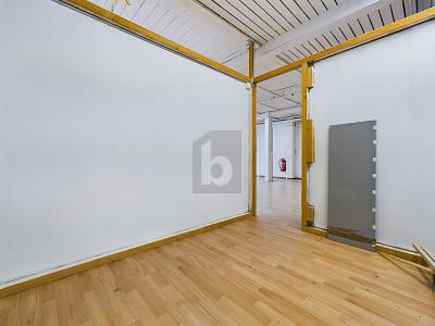CENTRALE CON DIVERSE POSSIBILITÀ DI UTILIZZO, Auf Anfrage, 3422 Kirchberg BE, Ticino, CH