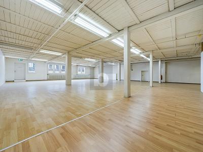 CENTRALE CON DIVERSE POSSIBILITÀ DI UTILIZZO, Auf Anfrage, 3422 Kirchberg BE, Ticino, CH