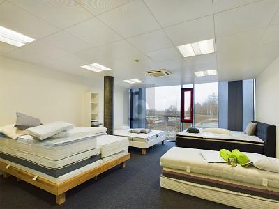 LOCALI MODERNI E LUMINOSI, Auf Anfrage, 7013 Domat/Ems, Ticino, CH