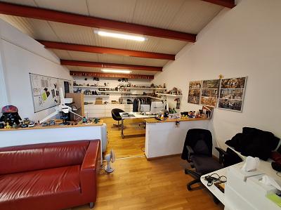LOCALE COMMERCIALE DINAMICO, ZONA PROSPERA, Sur demande, 1219 Le Lignon, Ticino, CH