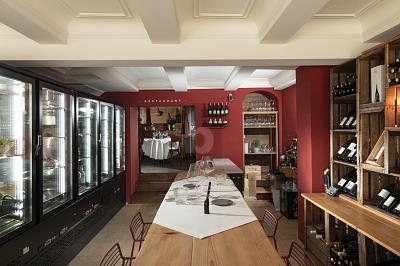 MAGNIFICENT GASTRONOMIC SPACE, Sur demande, 2800 Delémont, Ticino, CH