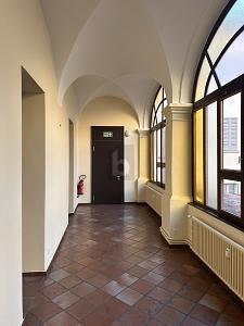 PLUS DISPONIBLE, Auf Anfrage, 6900 Lugano, Ticino, CH