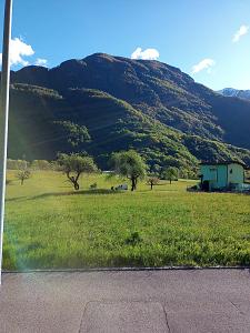 Terrain constructible à l'extrémité du village, avec une belle vue, Auf Anfrage, 6677 Moghegno, Ticino, CH