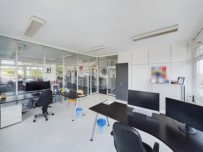 ZENTRAL UND HELL, Auf Anfrage, 3232 Ins, Ticino, CH