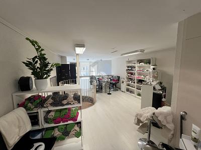 SALON DE COIFFURE EN VIEILLE VILLE, Sur demande, 1204 Genève, Ticino, CH