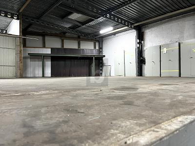 AUTOWERKSTATT ZU VERMIETEN, Auf Anfrage, 5275 Etzgen, Ticino, CH