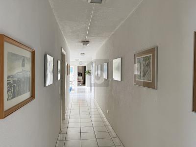 AMPIO STUDIO MEDICO!, Sur demande, 1566 Les Friques, Ticino, CH