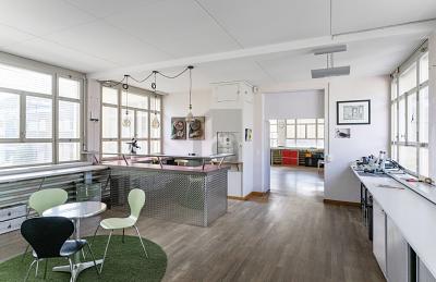 HELLE BÜRORÄUMLICHKEITEN IN KREATIVEM UMFELD, Auf Anfrage, 4456 Tenniken, Ticino, CH