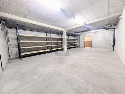 POLYVALENT, CHARGES COMPRISES, Auf Anfrage, 8630 Rüti ZH, Ticino, CH