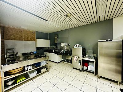 POKE BOWLS, SITUATION IDEALE, EQUIPEMENT COMPLET, Sur demande, 1950 Sion, Ticino, CH
