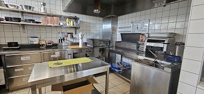 Gut gelegenes Restaurant im Migros-Zentrum, Sur demande, 2520 La Neuveville, Ticino, CH