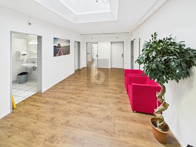 MODERNES BÜRO AN ZENTRALER LAGE 3.01, Auf Anfrage, 4900 Langenthal, Ticino, CH