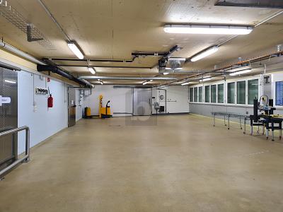 Practical and central, with loading ramp