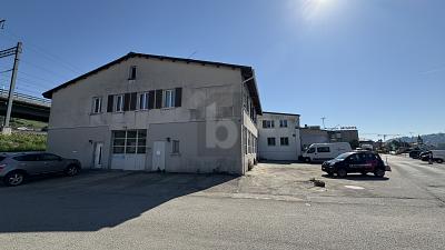 COMPLESSO DI 2 EDIFICI, Sur demande, 2525 Le Landeron, Ticino, CH