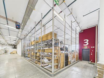 POLIVALENTE, CON MAGAZZINO PRIVATO, Auf Anfrage, 4133 Pratteln, Ticino, CH