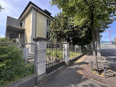 Rappresentativo in posizione centrale, Auf Anfrage, 6005 Luzern, Ticino, CH