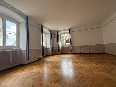 SPACIOUS AND BRIGHT, Sur demande, 2800 Delémont, Ticino, CH