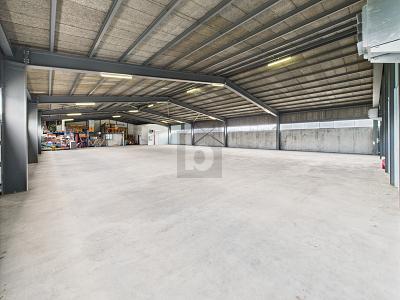PRATICO E FACILMENTE RAGGIUNGIBILE, Auf Anfrage, 3123 Belp, Ticino, CH