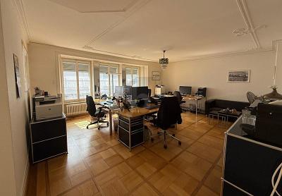 Well-maintained in a central location, Auf Anfrage, 8400 Winterthur, Ticino, CH