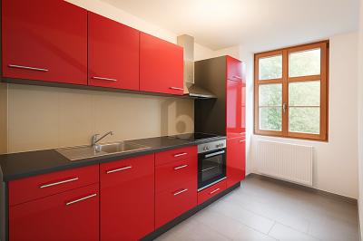 PROJET D'ENVERGURE ENTIERÈREMENT RÉNOVÉ, Auf Anfrage, 4950 Huttwil, Ticino, CH
