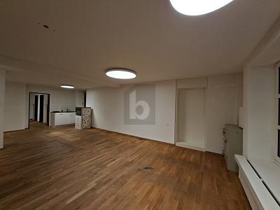 POLYVALENT, IDÉALEMENT SITUÉ, Auf Anfrage, 6472 Erstfeld, Ticino, CH