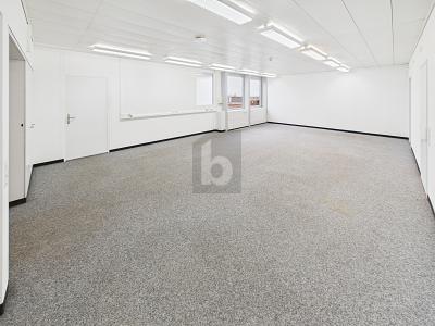 AMPIO E COMODAMENTE POSIZIONATO (UFFICIO 4.27), Auf Anfrage, 4900 Langenthal, Ticino, CH