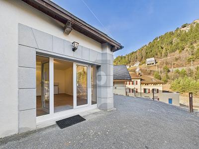 MODERNO RISTRUTTURATO IN POSIZIONE CENTRALE, Auf Anfrage, 7450 Tiefencastel, Ticino, CH