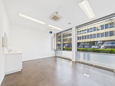 STUDIO & UFFICIO - SUBAFFITTO POSSIBILE, Sur demande, 1260 Nyon, Ticino, CH