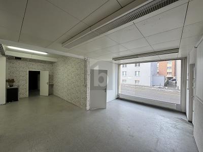 Posizione eccellente con ampia vetrina, Auf Anfrage, 9016 St. Gallen, Ticino, CH