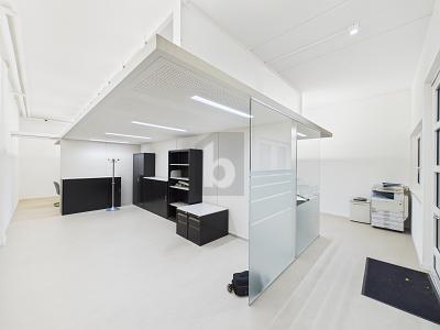DI PRIMA CLASSE, LUMINOSO IN POSIZIONE CENTRALE, Auf Anfrage, 8500 Frauenfeld, Ticino, CH