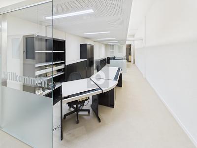 DI PRIMA CLASSE, LUMINOSO IN POSIZIONE CENTRALE, Auf Anfrage, 8500 Frauenfeld, Ticino, CH
