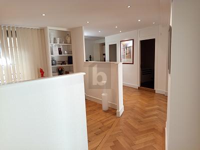 CENTRALE, PROFESSIONALE & CONFORTEVOLE, Sur demande, 1201 Genève, Ticino, CH