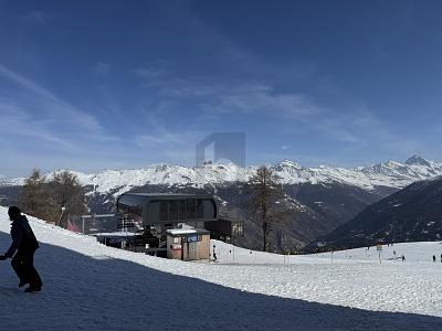 POTENTIEL AU COEUR DE LA STATION, Sur demande, 1988 Thyon, Ticino, CH