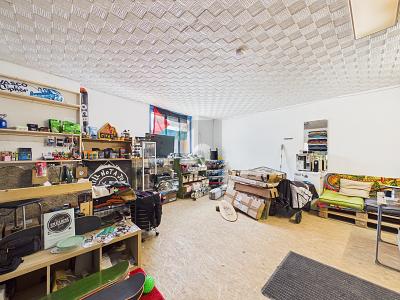 ATELIER ENSOLEILLÉ AVEC BON ACCÈS, Auf Anfrage, 7014 Trin, Ticino, CH