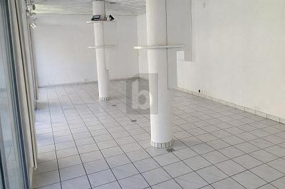 VISIBLE, PRATIQUE ET CENTRAL, Sur demande, 3960 Sierre, Ticino, CH