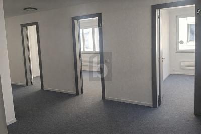 LUMINEUX, PRATIQUE ET CENTRAL, Sur demande, 3960 Sierre, Ticino, CH