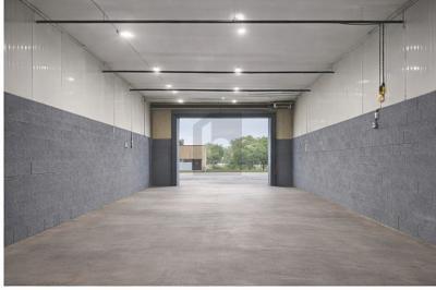 DÉPÔT / ENTREPÔT - EMPLACEMENT STRATÉGIQUE, Sur demande, 1955 St-Pierre-de-Clages, Ticino, CH