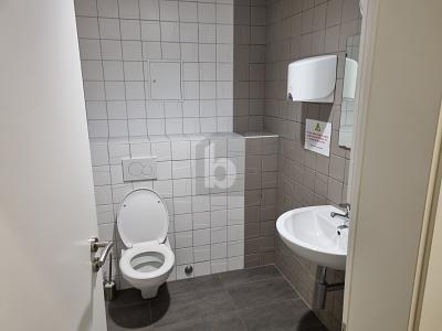 AMPIO SPAZIO, OTTIMA POSIZIONE, Sur demande, 1052 Le Mont-Sur-Lausanne, Ticino, CH