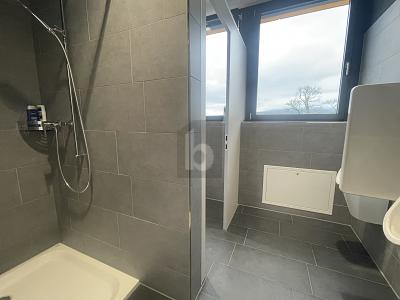 QUASI NEUF - À PROXIMITÉ DE LA GARE ET DE L'ACCÈS AUTOROUTIER, Auf Anfrage, 6023 Rothenburg, Ticino, CH
